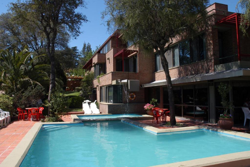 Hotel Costa Azul Cassaffousth Екстериор снимка
