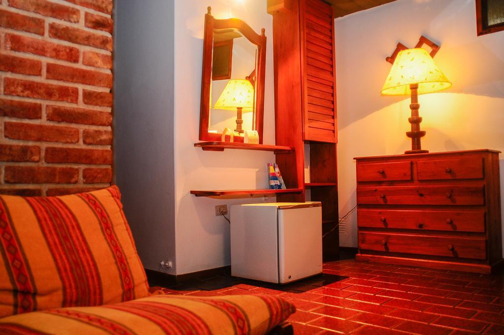 Hotel Costa Azul Cassaffousth Екстериор снимка